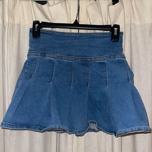 Pleated Aeropostale jean skirt Size XS
